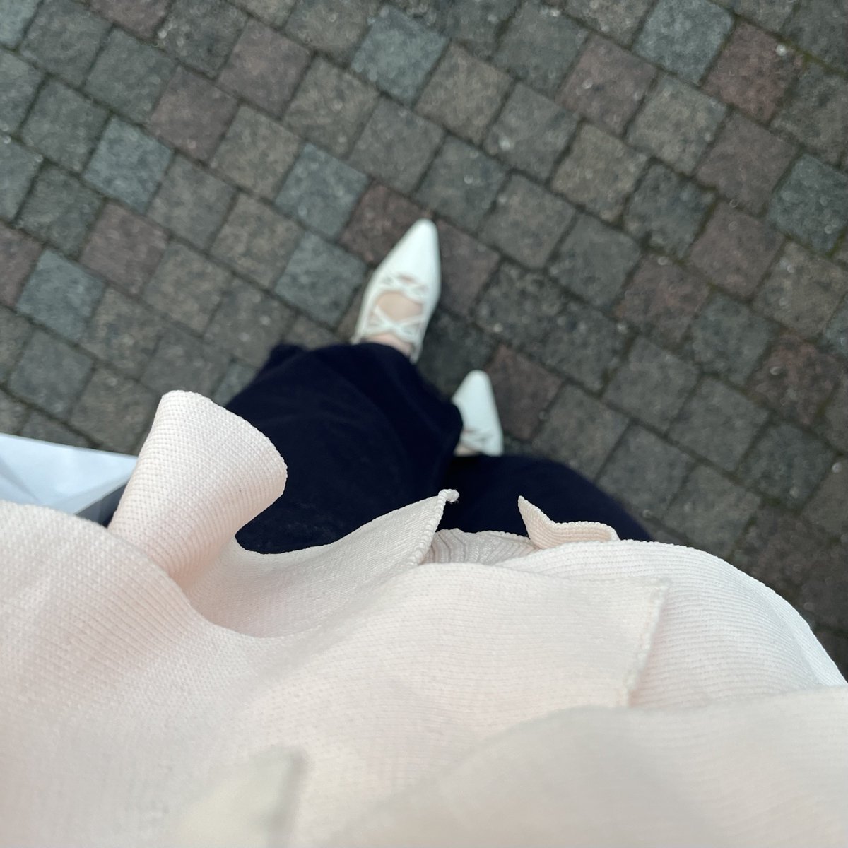 moca_cho_co's tweet photo. 本当に毎日入れ替わりでGRLのパンプス履いてるwちなみに5000歩歩いても余裕です🫶 https://t.co/3pxGMXPJaA