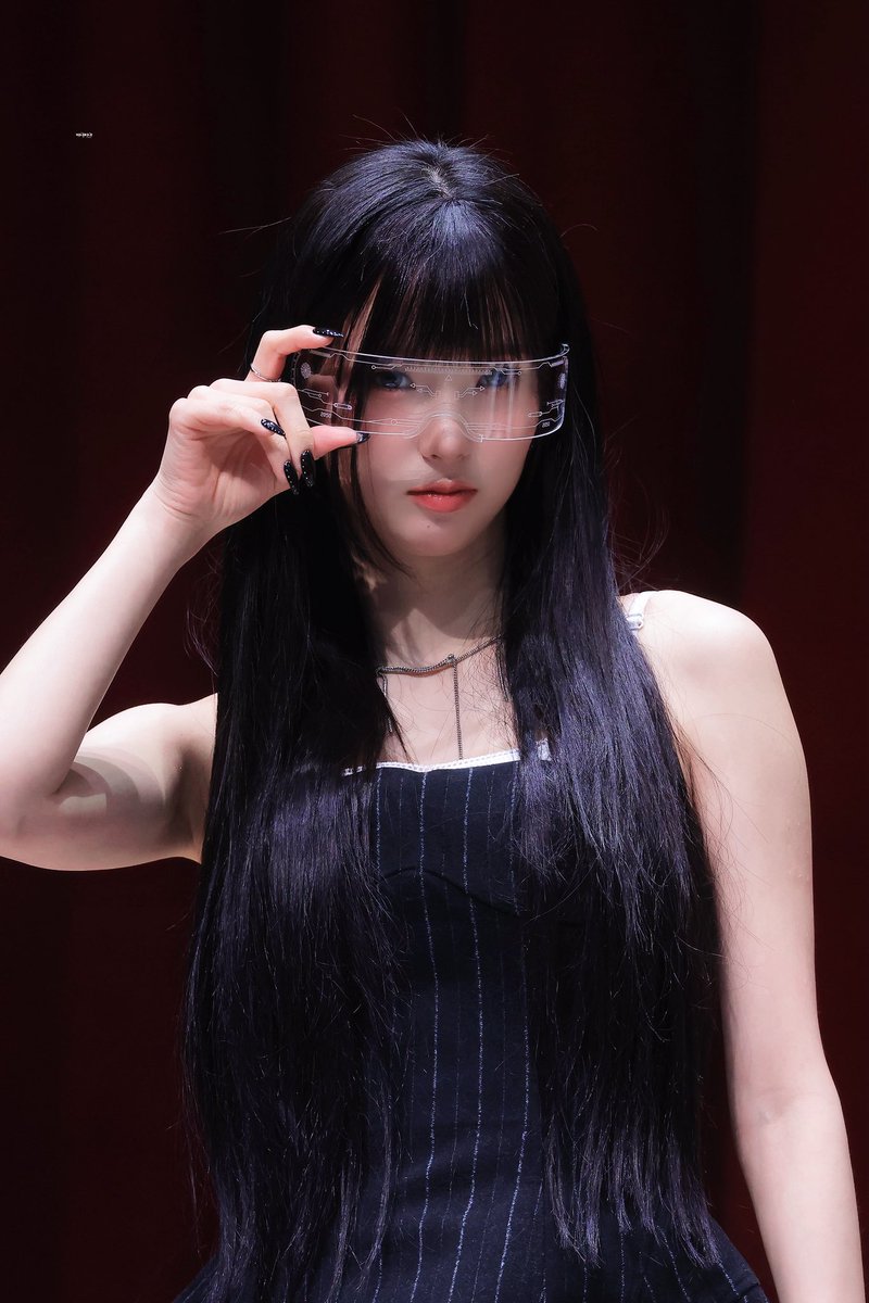 버니지니 tweet media