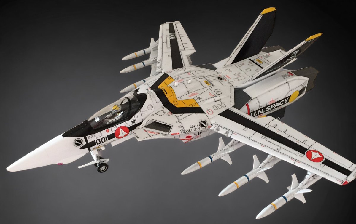 VF1VALKYRIE tweet media