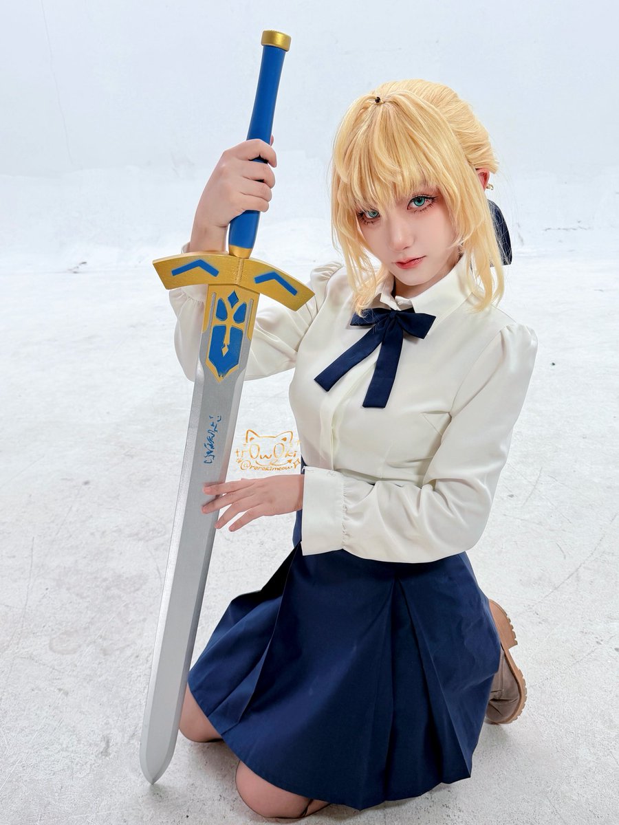 rorokimeow's tweet photo. Saber 🗡️

#cosplay #コスプレ #fgo #saber #rorokimeow https://t.co/GjQVVp1dJg