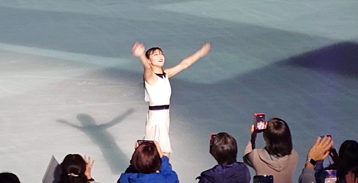 Cat0211Luna's tweet photo. ＃スターズオンアイス2026
＃SOI2026 ＃メダリスト
スターズオンアイス見終わった🤣

りくりゅうに坂本、鍵山選手にマリニンまでTVで見るより何百倍も迫力があって今まで以上にフィギュアが好きになったかも🥰⛸️ https://t.co/KSsqE0ZF1c