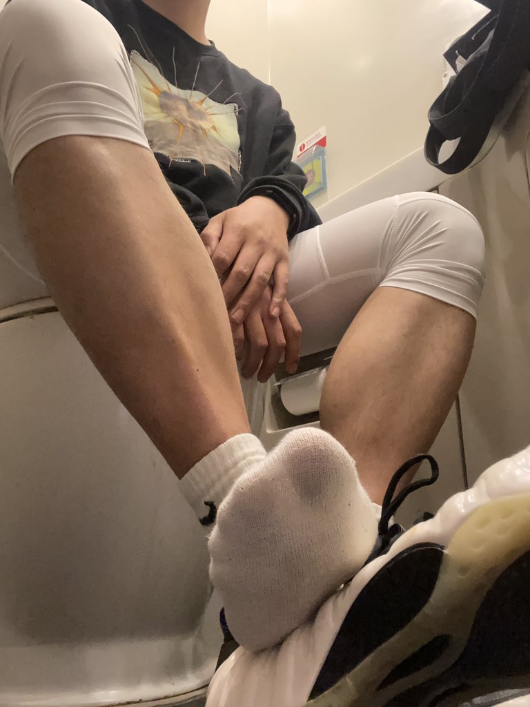 小阿伟 tweet media