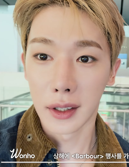 MaxWeneer's tweet photo. 낭만적인 - 비낭만적인 사람🥰

https://t.co/jApN952grl

#WONHOxBarbour
#원호 #WONHO #Barbour #SpringwithBarbour
@official__wonho https://t.co/cl2hpTpiz6