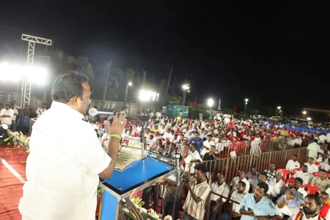 திருவள்ளூர் கிழக்கு மாவட்டம், கும்மிடிப்பூண்டி தெற்கு ஒன்றியத்திற்குட்பட்ட கவரைப்பேட்டை பகுதியில், கும்முடிப்பூண்டி சட்டமன்ற தொகுதி வெற்றி வேட்பாளர் திரு. டி.ஜே.கோவிந்தராஜன் அவர்களுக்கான வேட்பாளர் அறிமுக கூட்டம் மற்றும் செயல்வீரர்கள் கூட்டம் கும்மிடிப்பூண்டி தெற்கு ஒன்றிய