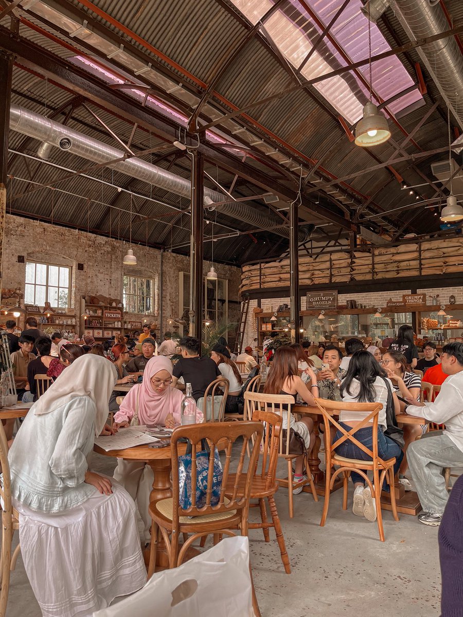 ZiR  𝕏 🧢🎒 tweet media