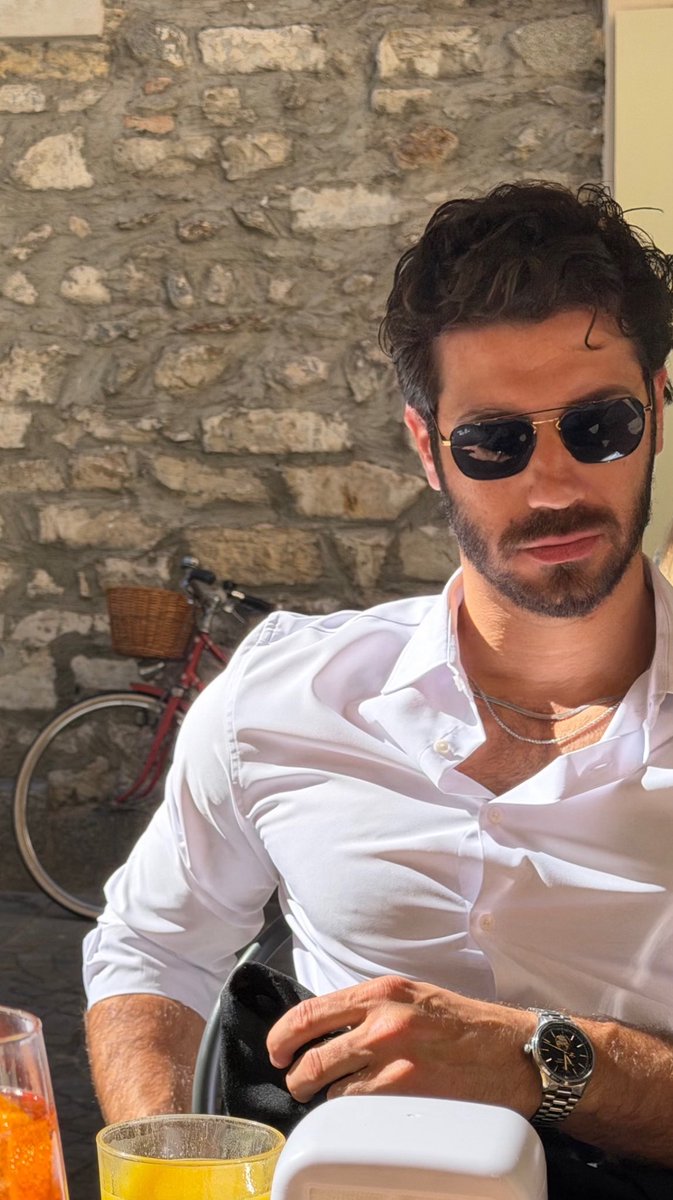 tesydesy15 tweet media