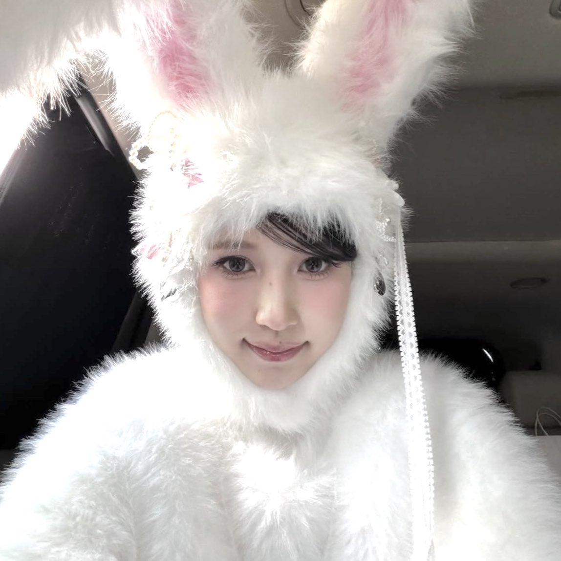 𝑟𝑖 tweet media