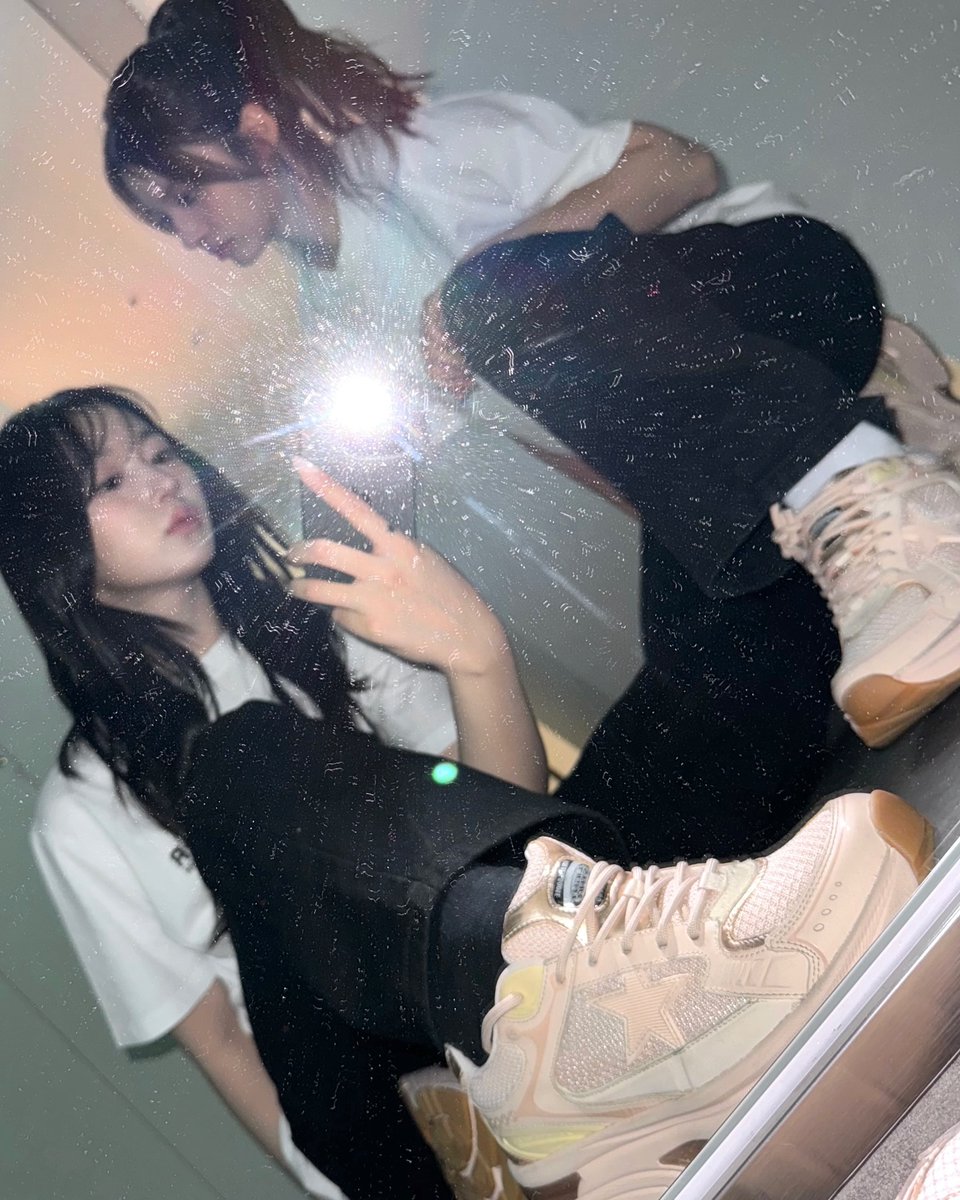 SULLChiive's tweet photo. — 🦌 240821 instagram update with 🐻 https://t.co/oCFW1lSKXw