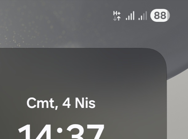 Nazifhfo's tweet photo. @TTDestek Sabahtan akşama kadar 5g reklamı izlettiniz 3 gündür bırakın 5gyi 4.5 g bile çekmiyor yer Rize Pazar Merkez. Dalgamı geçiyorsunuz siz kardeşim bu ne ya ? Aynı yerde başka operatör 5g çekiyor arkadaşımın... Acil dönüş yapın https://t.co/IVCP76pmaS