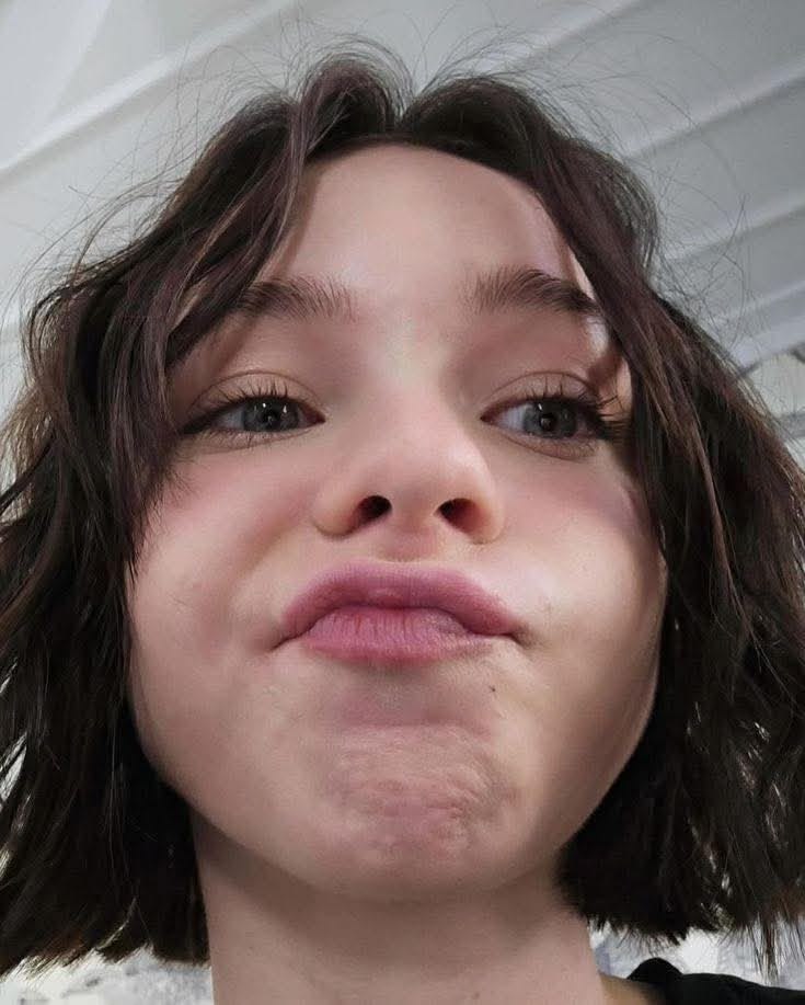 # 𝟎 𝟓 𝟕 𝟎 tweet media