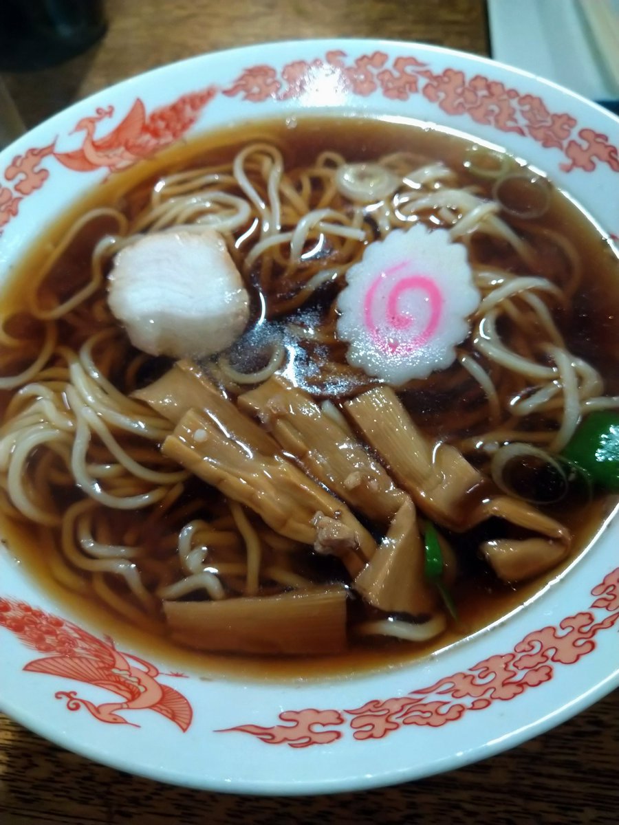 hide12301127's tweet photo. 一之江、大衆酒場カネス。
昨年末以来の訪問。
SnowManの江戸川会にも取り上げられた品々は心温まる一品。
出来れば〆にラーメンも食べて欲しかったな。
十数年通う自分の大切な宝箱です。
因みに佐久間さんが座っていた席が自分の定席です（笑） https://t.co/X977FogMZb