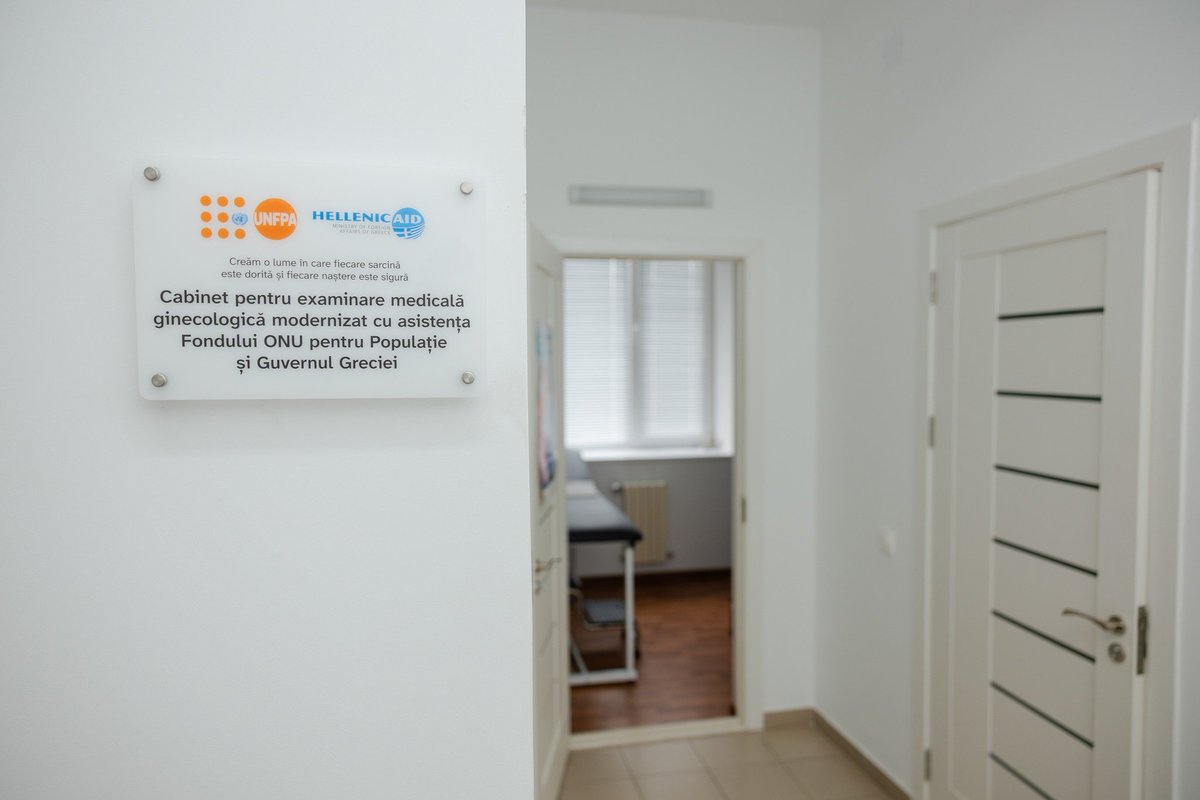 UNFPAMoldova's tweet image. 📣Quality maternal &amp;amp; #ReproHealth services—closer to all #women in🇲🇩

22 newly modernized gynecological offices launched in 11 primary healthcare centers, expanding access to essential care in hard-to-reach areas. 

🙏#Greece 🇬🇷for supporting equitable &amp;amp; inclusive women’s health!