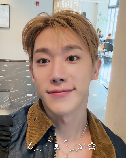 MaxWeneer's tweet photo. 낭만적인 - 비낭만적인 사람🥰

https://t.co/jApN952grl

#WONHOxBarbour
#원호 #WONHO #Barbour #SpringwithBarbour
@official__wonho https://t.co/cl2hpTpiz6