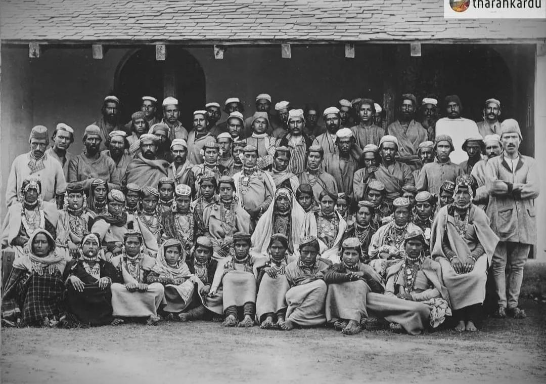 ཏྲི་གརྠ་ tweet media