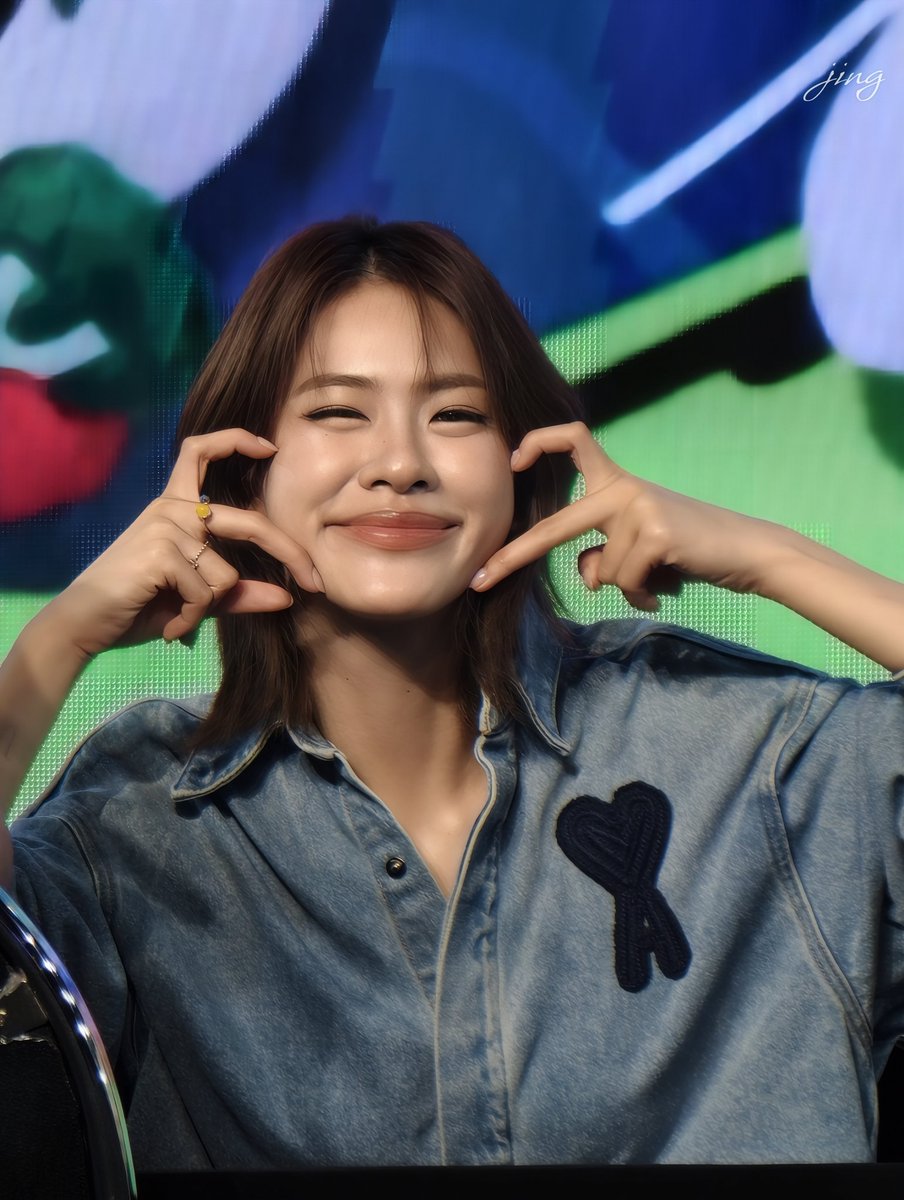 🐼🐣 tweet media