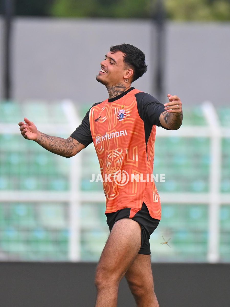 JakOnline tweet media