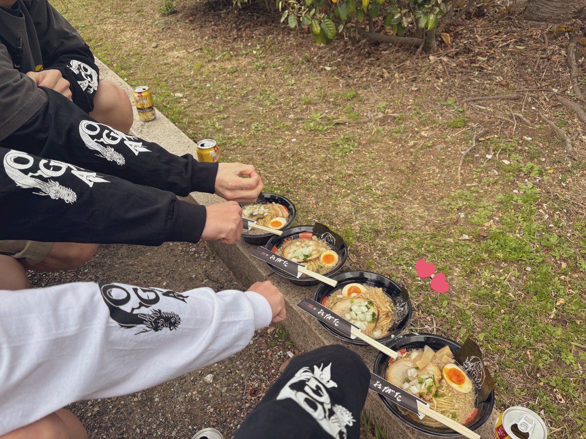 _nuchandayo's tweet photo. 2回目のHOMESICK 本当に無料でいいの？！？！って言うくらい充実してた満足してた最高のフリーライブだった 04 Limited SazabysはやっぱりMy HERO🫶🏻🫶🏻🫶🏻🫶🏻最高の誕生日でした ��橋カレーうどん食べるために新幹線遅らせた✌🏼また明日〜〜〜 https://t.co/lwBn8QL2No