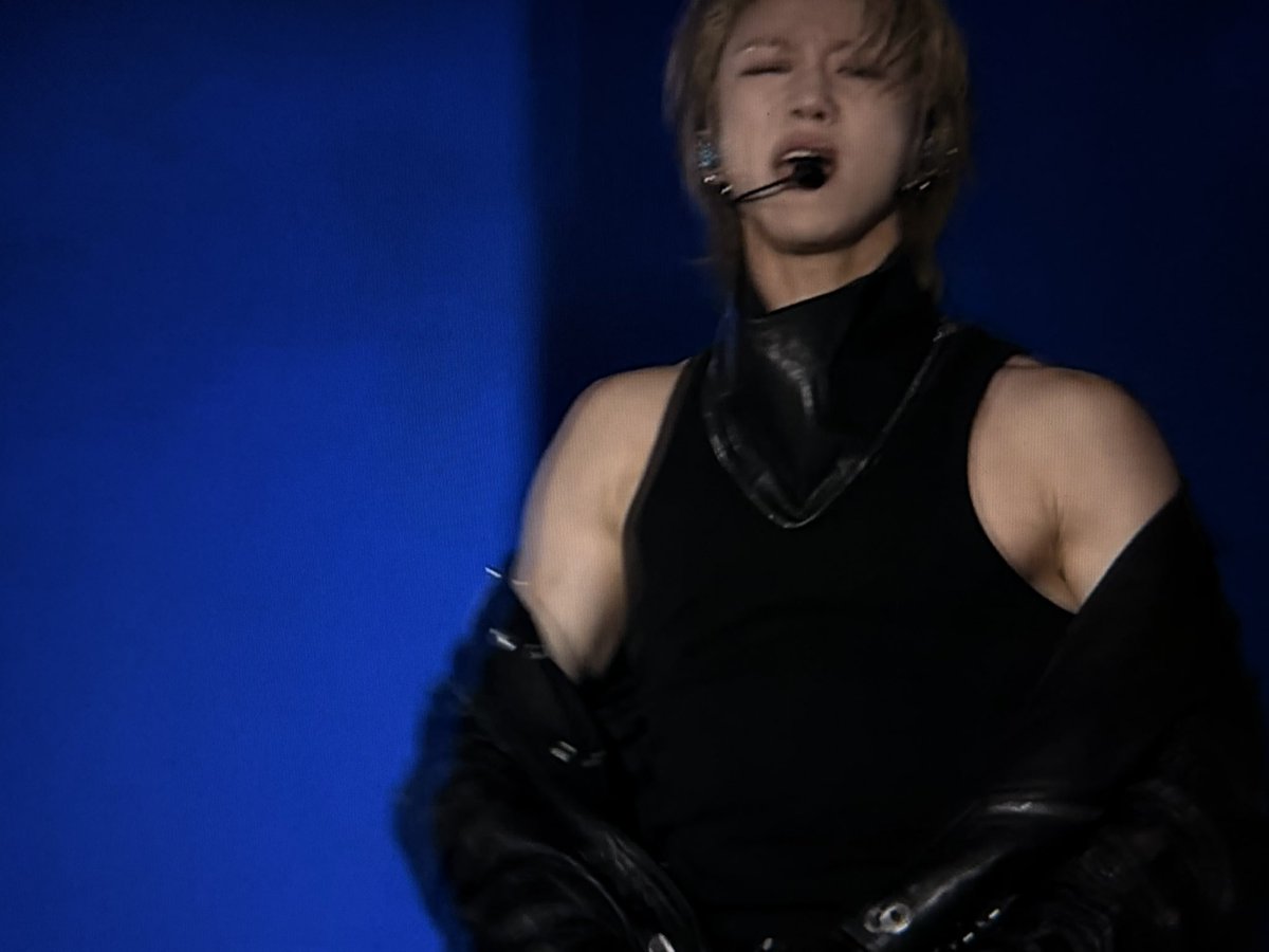 𝒔𝒉𝒊𝒏 tweet media