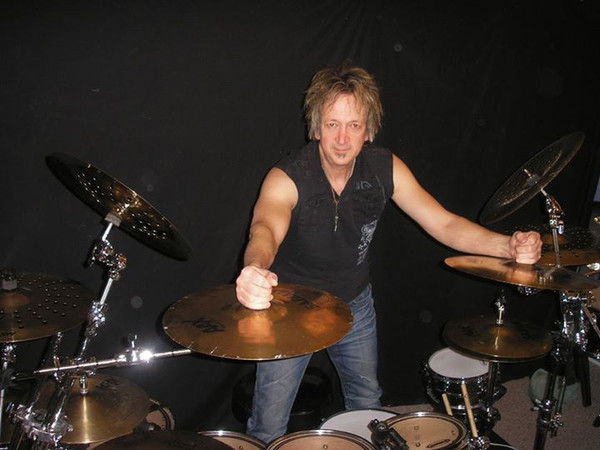 Nö Class tweet media