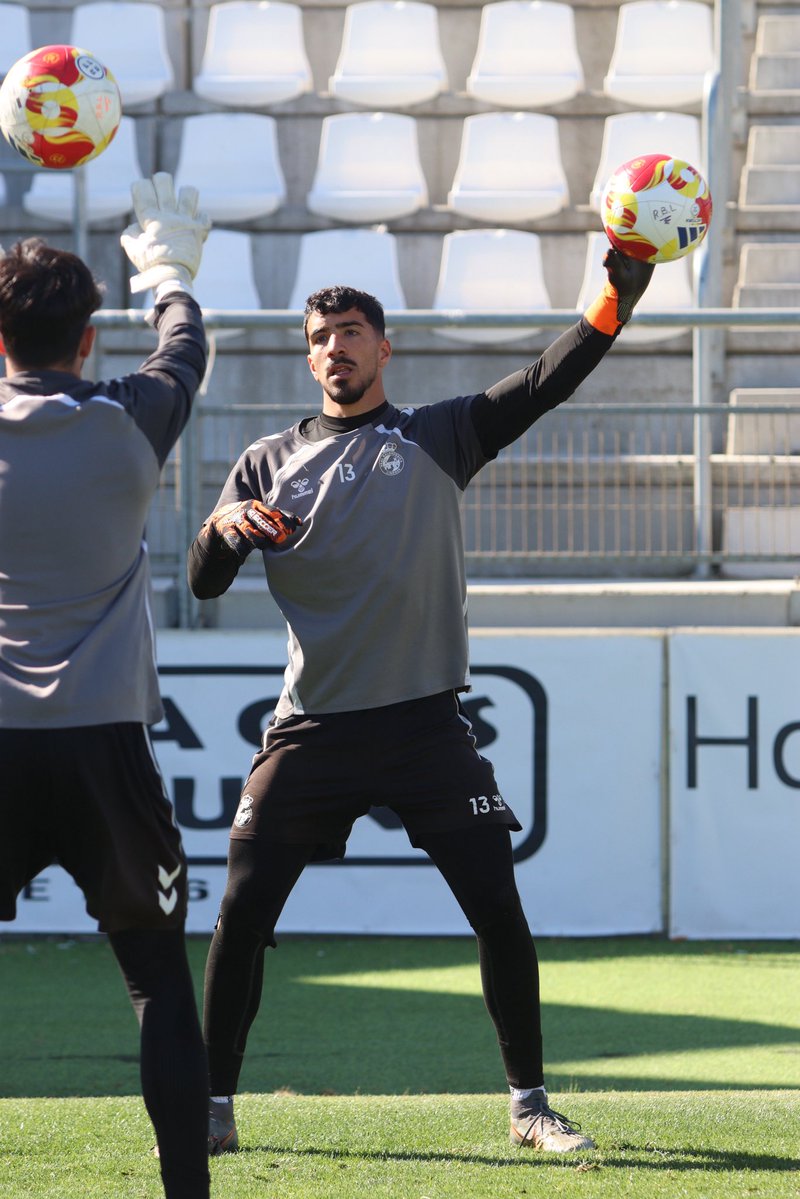 Real Balompédica Linense tweet media