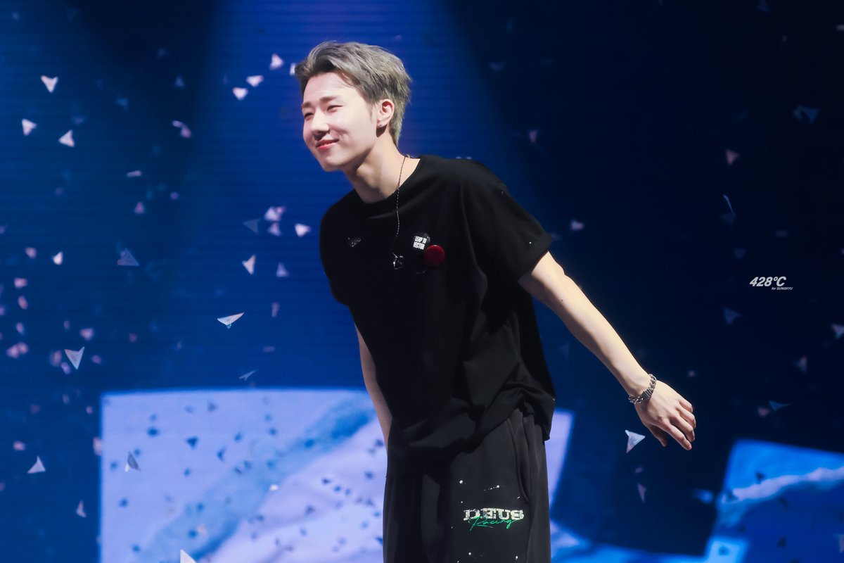 𝟒𝟐𝟖°𝐂 tweet media