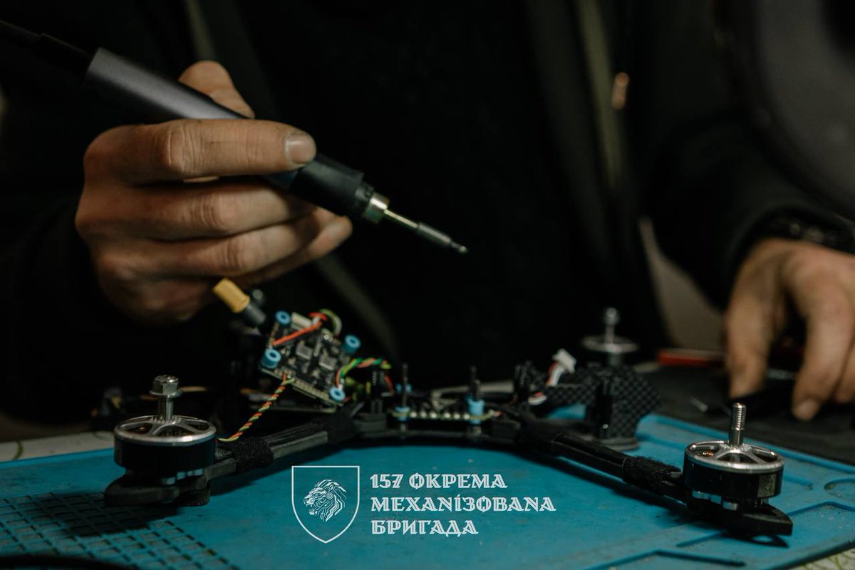 DoggoCat95 tweet media