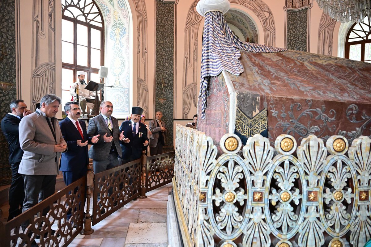 Bursa; Osman Gazi’nin gönlünde filizlenen bir dua, Orhan Gazi’nin adaletiyle kök salan kutlu bir emanet...

Bursa'mızın fethinin 700. yılında bu toprakları bize vatan kılan ecdadımızı kabirleri başında dualarla yâd ettik. Rabbim onlardan razı olsun, bizlere de onların izinden