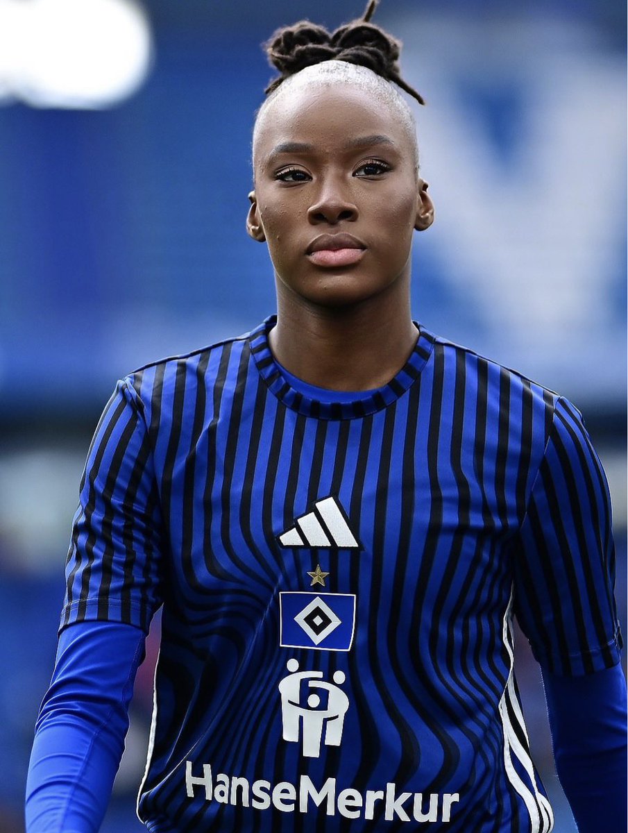 R O S E || THE MAGAZINE. tweet media