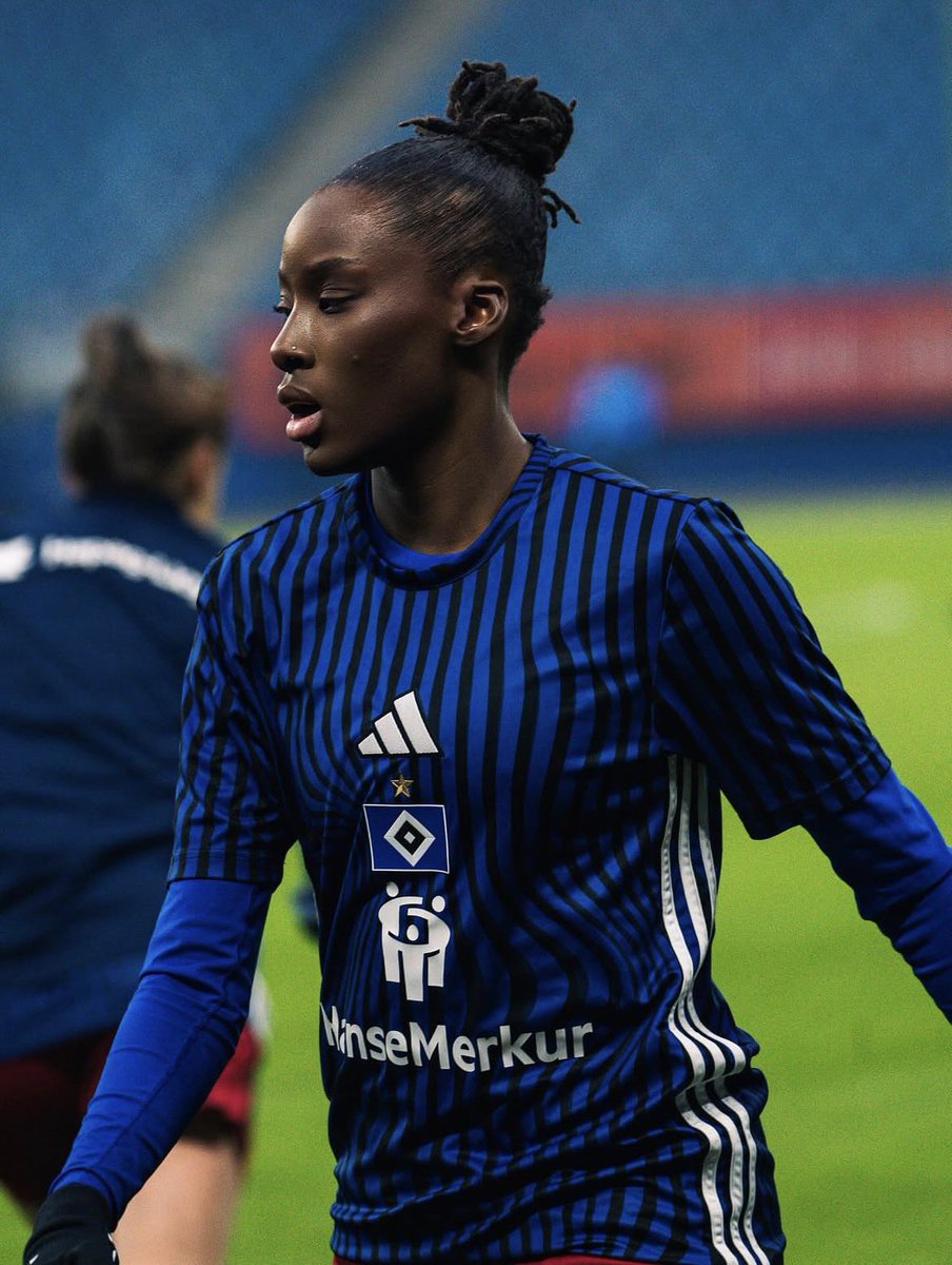 R O S E || THE MAGAZINE. tweet media