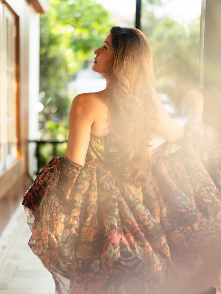 Actresswoods tweet media