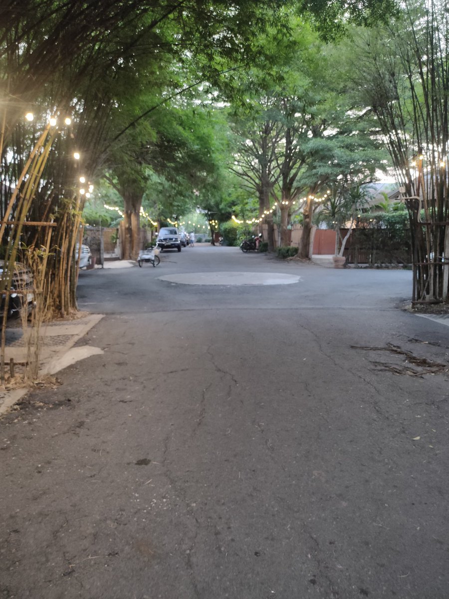 คู่แท้สายไหม tweet media