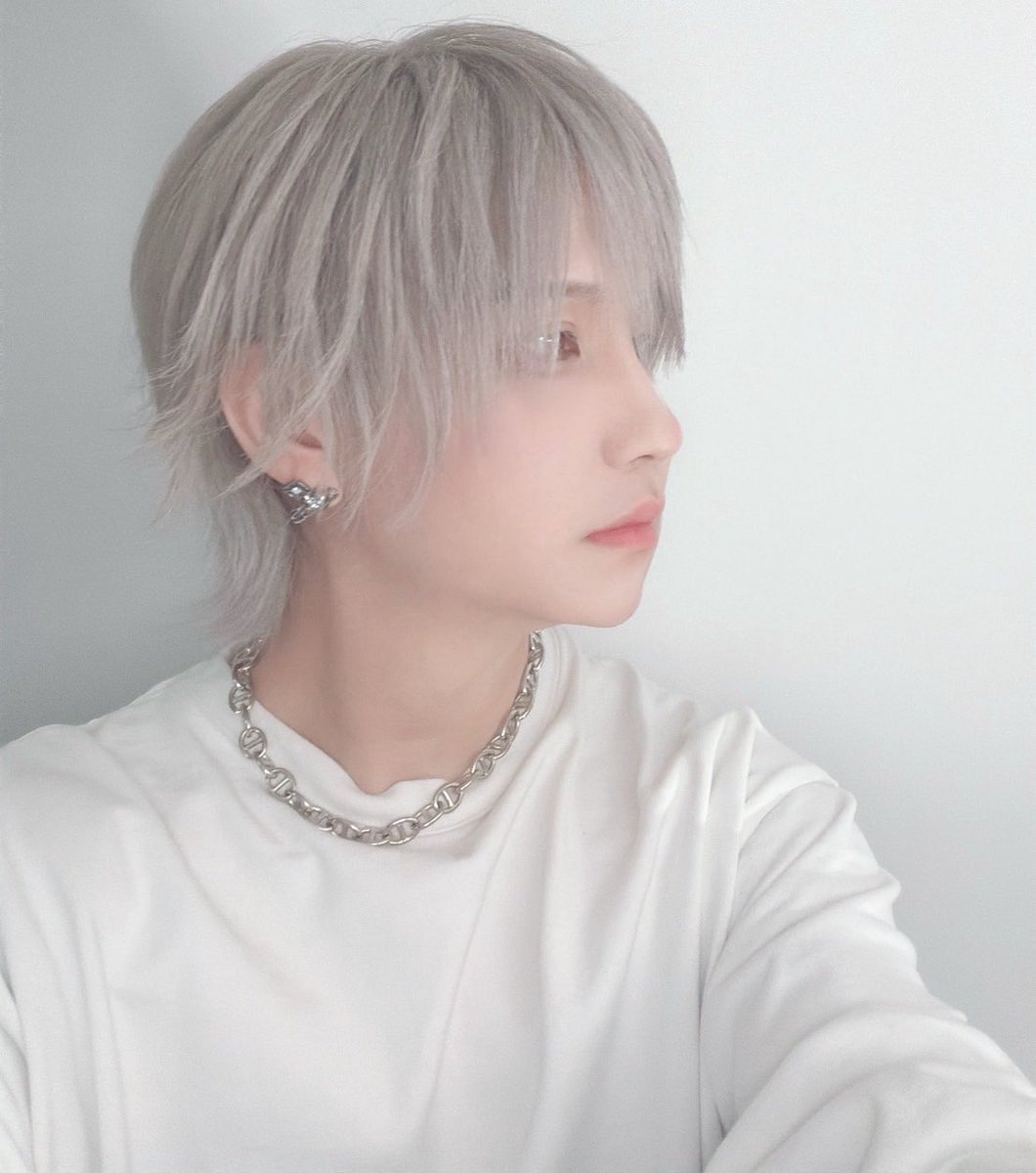 窓付き@裏垢 tweet media