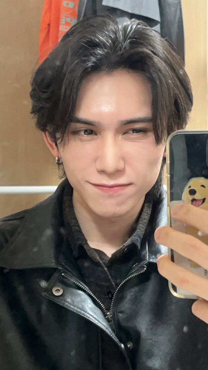 と、いとる tweet media