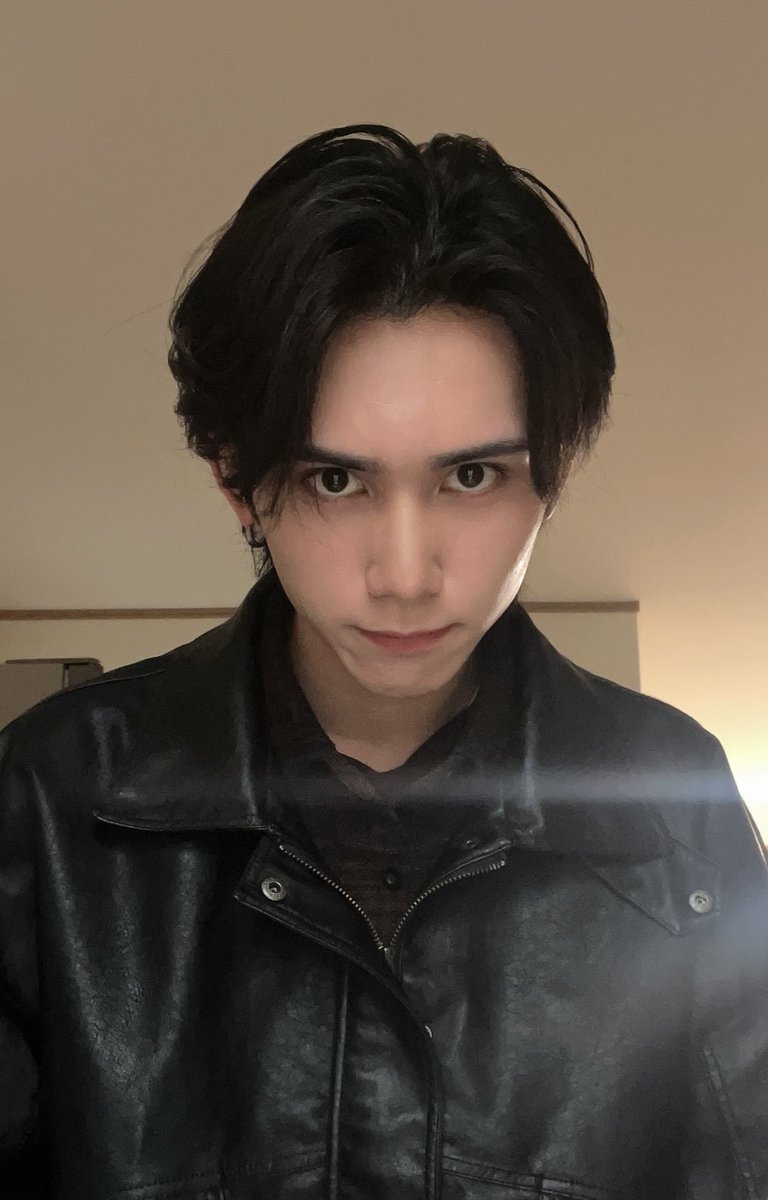 と、いとる tweet media