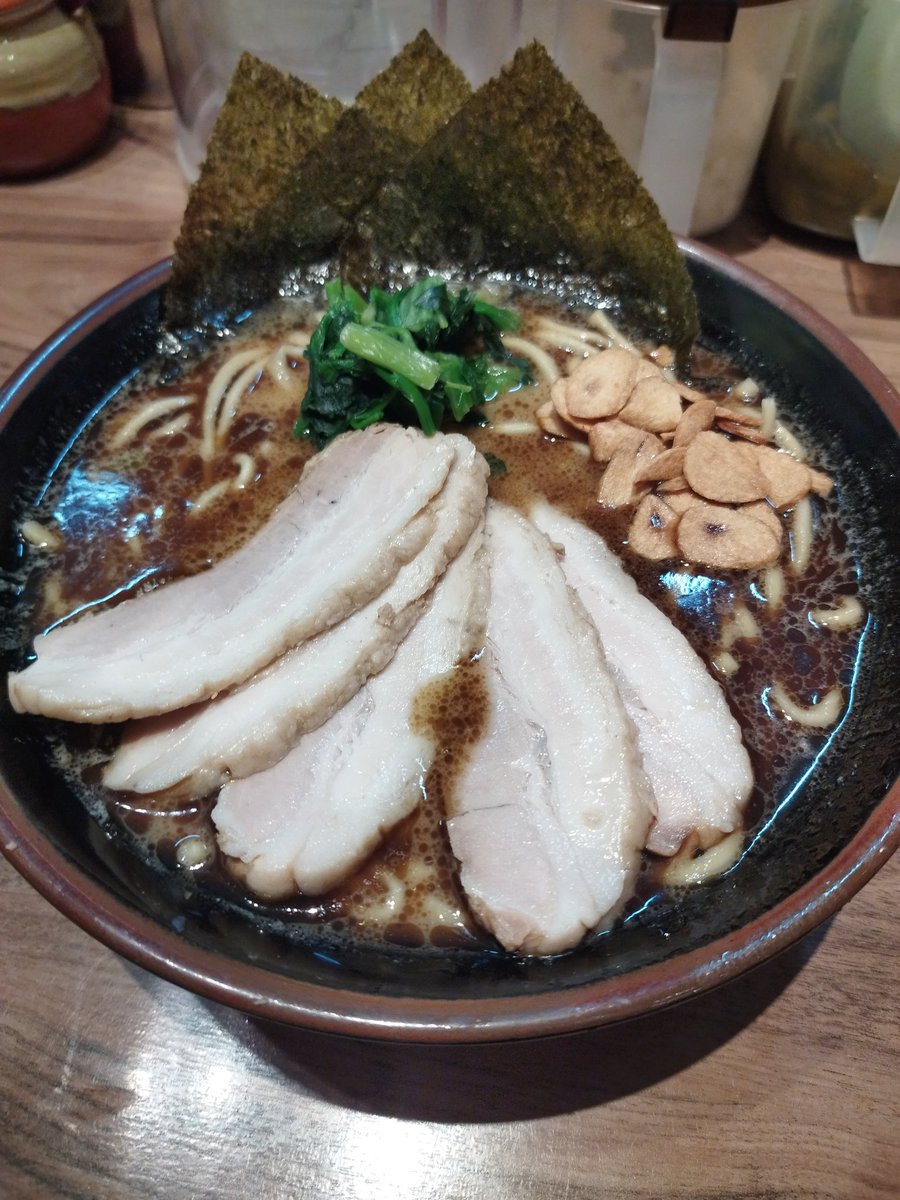 みりん tweet media