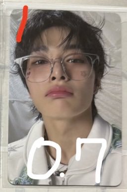 _samlet's tweet photo. wtb lfs ph stray kids skz in jeongin 6th fan meet stayzone pc https://t.co/0lfN0RvyJK