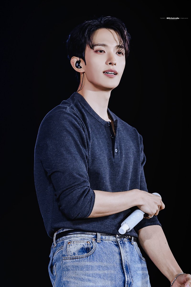 260404 [NEW_] ENCORE
🥵🥵

#세븐틴 #SEVENTEEN #SVT #도겸 #DK #DOKYEOM #李硕珉 #李碩珉