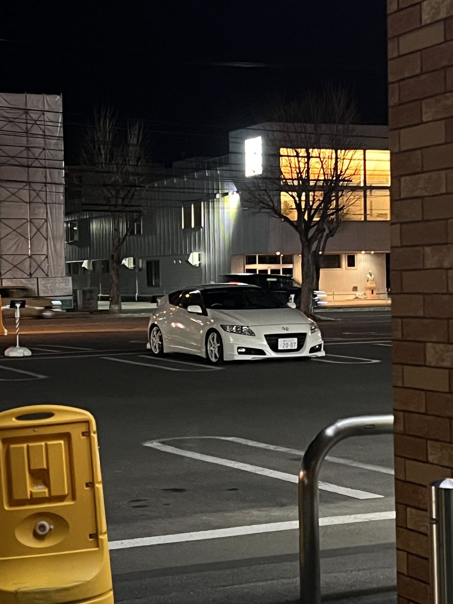 マコト tweet media