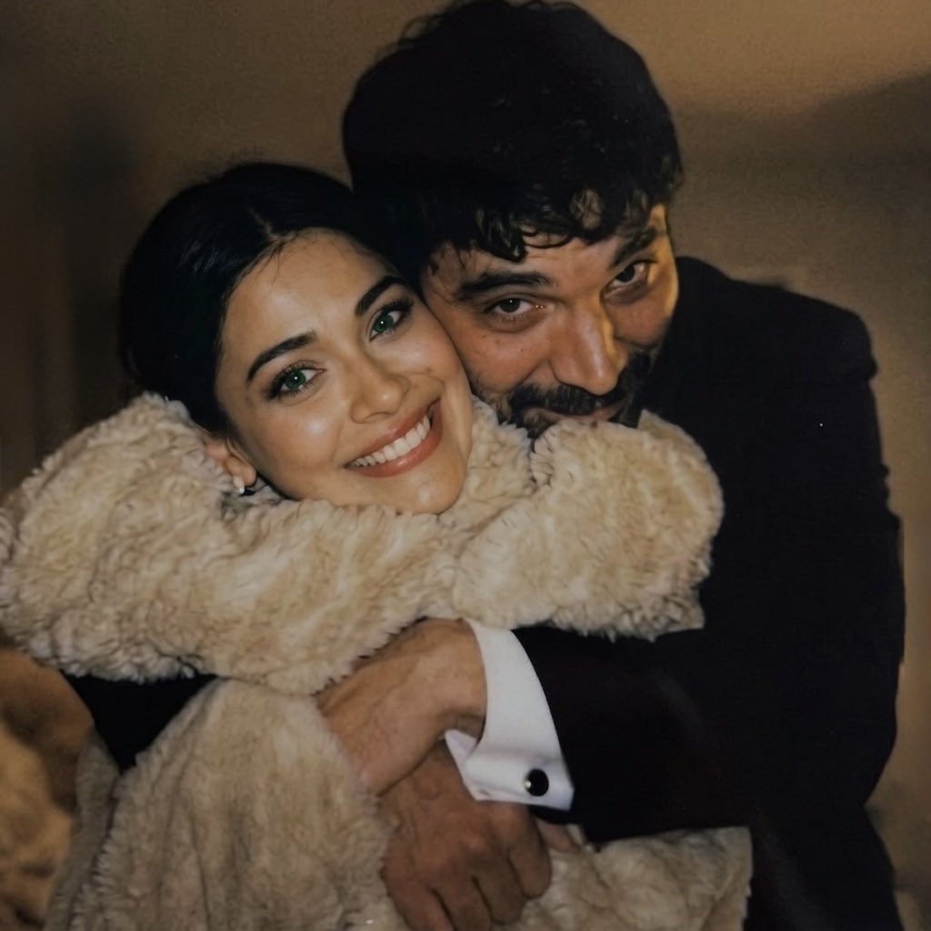 𓇢𓆸 tweet media