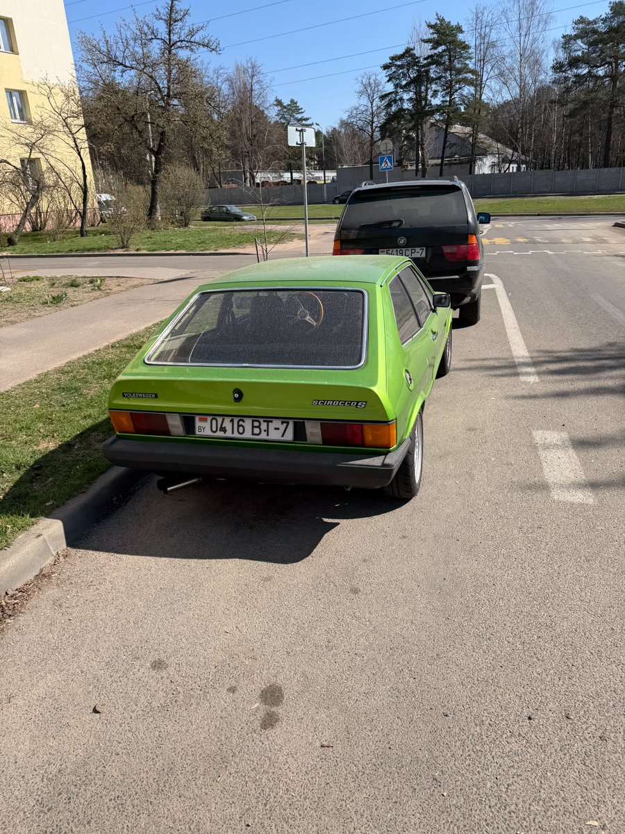 Glamour Gopnique 🍌 развал - снисхõждение tweet media