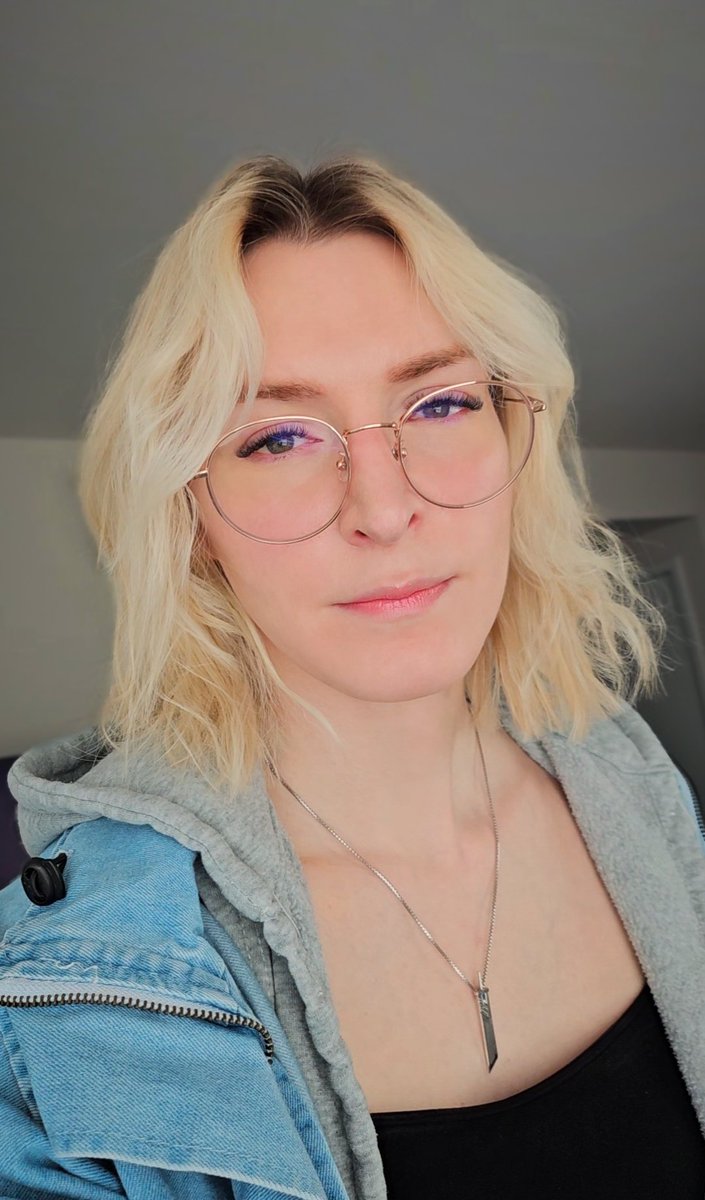 Emma Faye tweet media