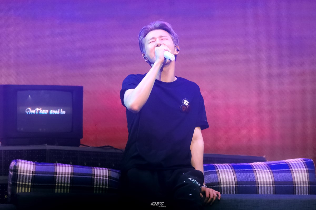 𝟒𝟐𝟖°𝐂 tweet media