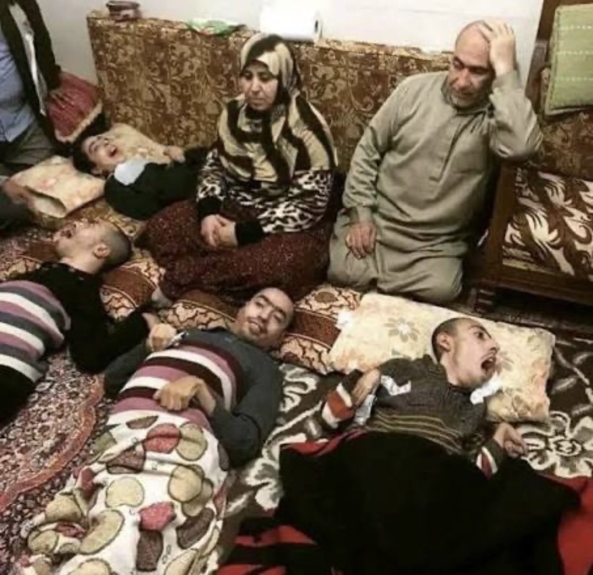 ajhbcdjcb tweet media