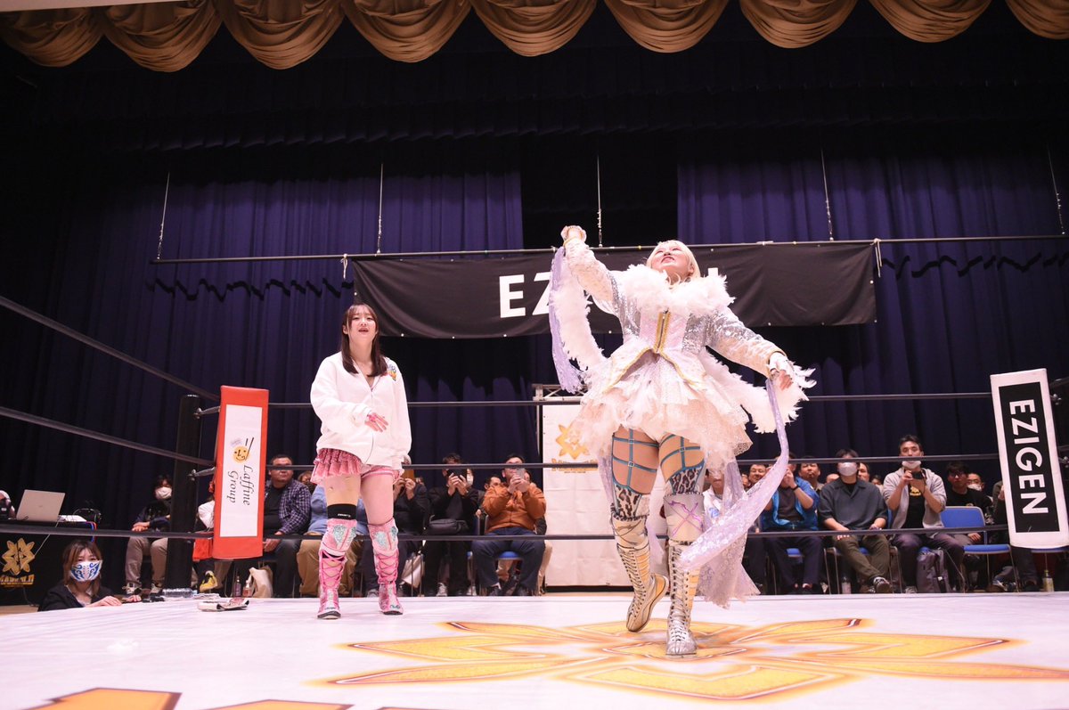 ビクトリア弓月 tweet media