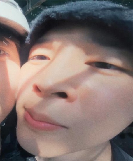 hourly brinatan tweet media