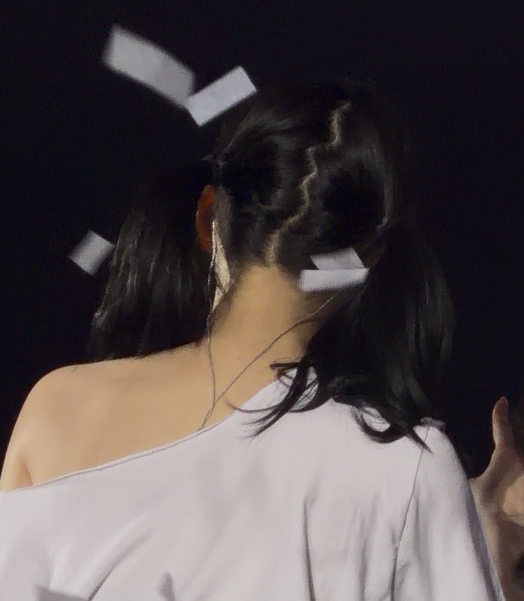 𝙛𝙞𝙫𝙚 ྀི tweet media