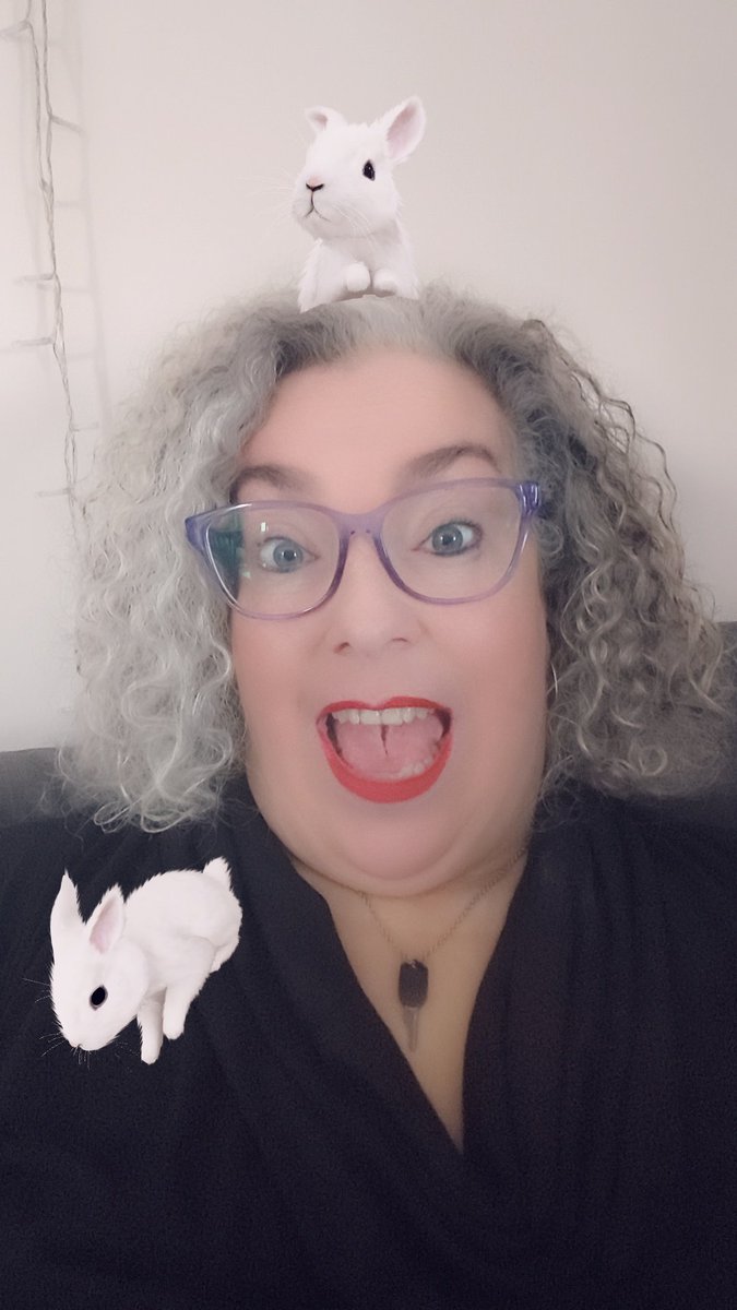 LadyGina72 tweet media