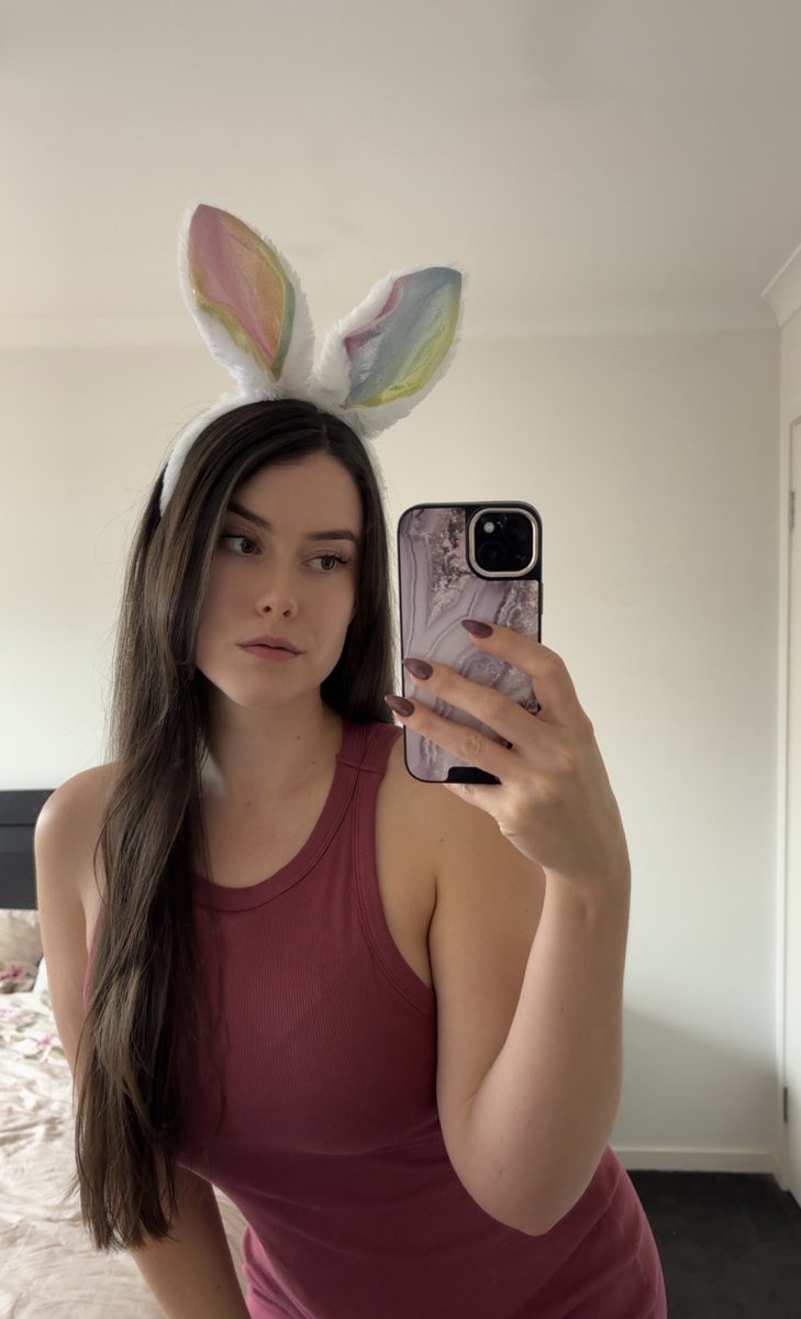 GoddessJayda96's tweet photo. It’s Easter tomorrow! 
I expect to see lots of chocolate egg sends from my good little subs 🐰🍫

$10
BEEMIT: JaydaRose https://t.co/ItMLE9214T