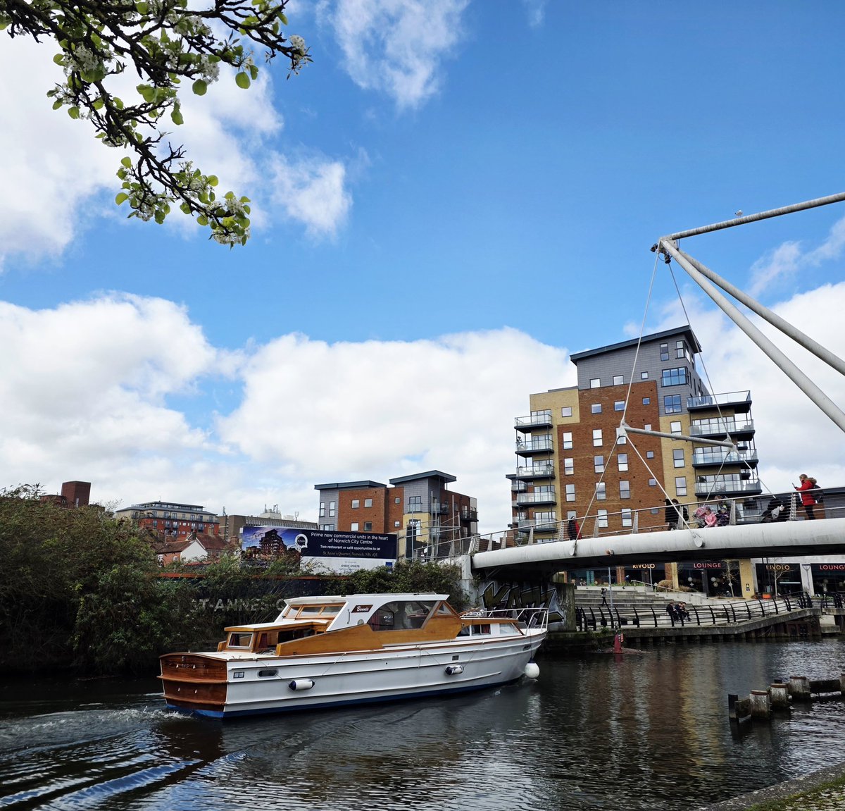 BroadsBeat tweet media