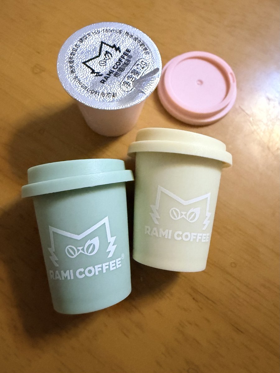 あかりこ tweet media